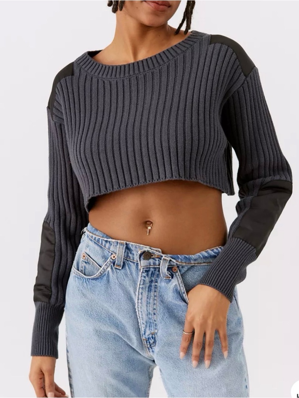 Urban Outfitters NWT Kade cropped sweater, small